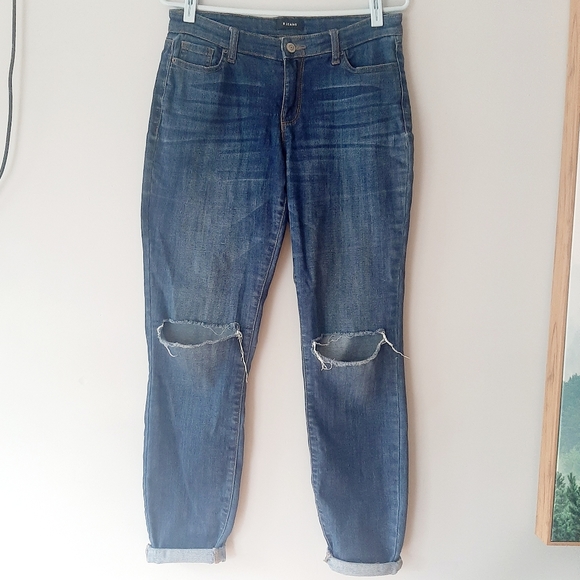 Reitmans distressed jeans - Picture 1 of 7